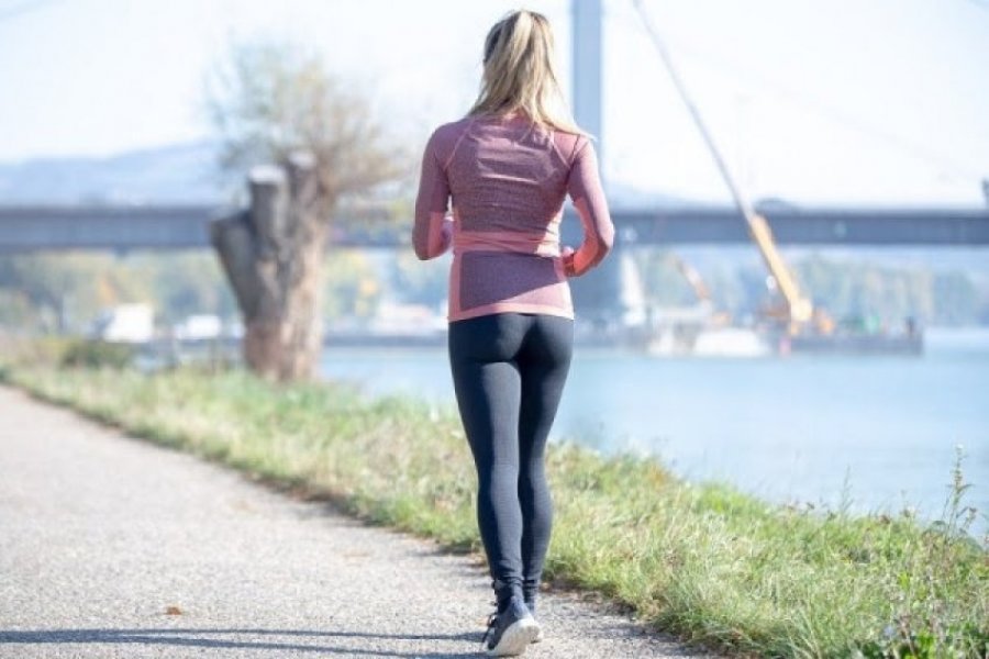 Pse ecja mbrapa mund të jetë e mirë për shëndetin dhe trurin tuaj