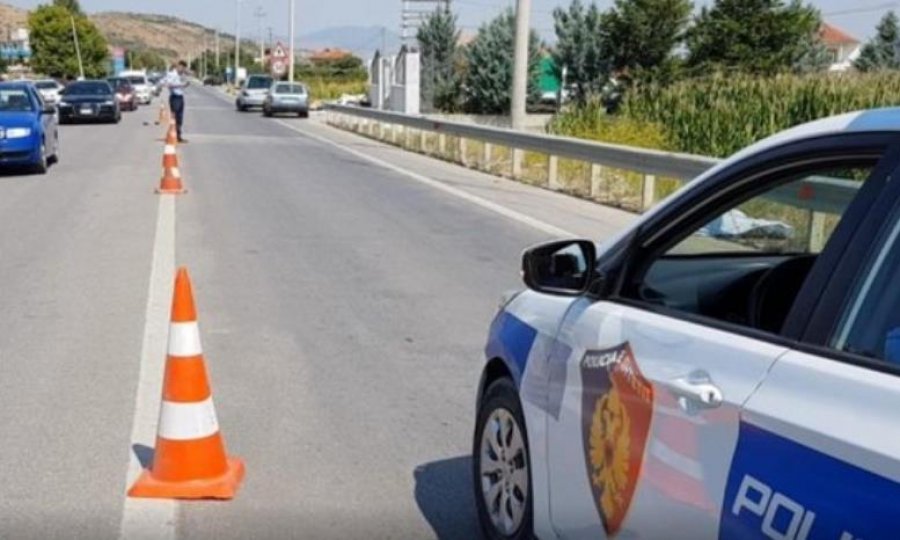 Aksidenti me 3 të lënduar në Gjirokastër, procedohet shoferi