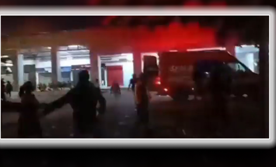 VIDEO/ Të shtëna me armë jashtë stadiumit të Emelec, 2 të vdekur dhe 6 të plagosur