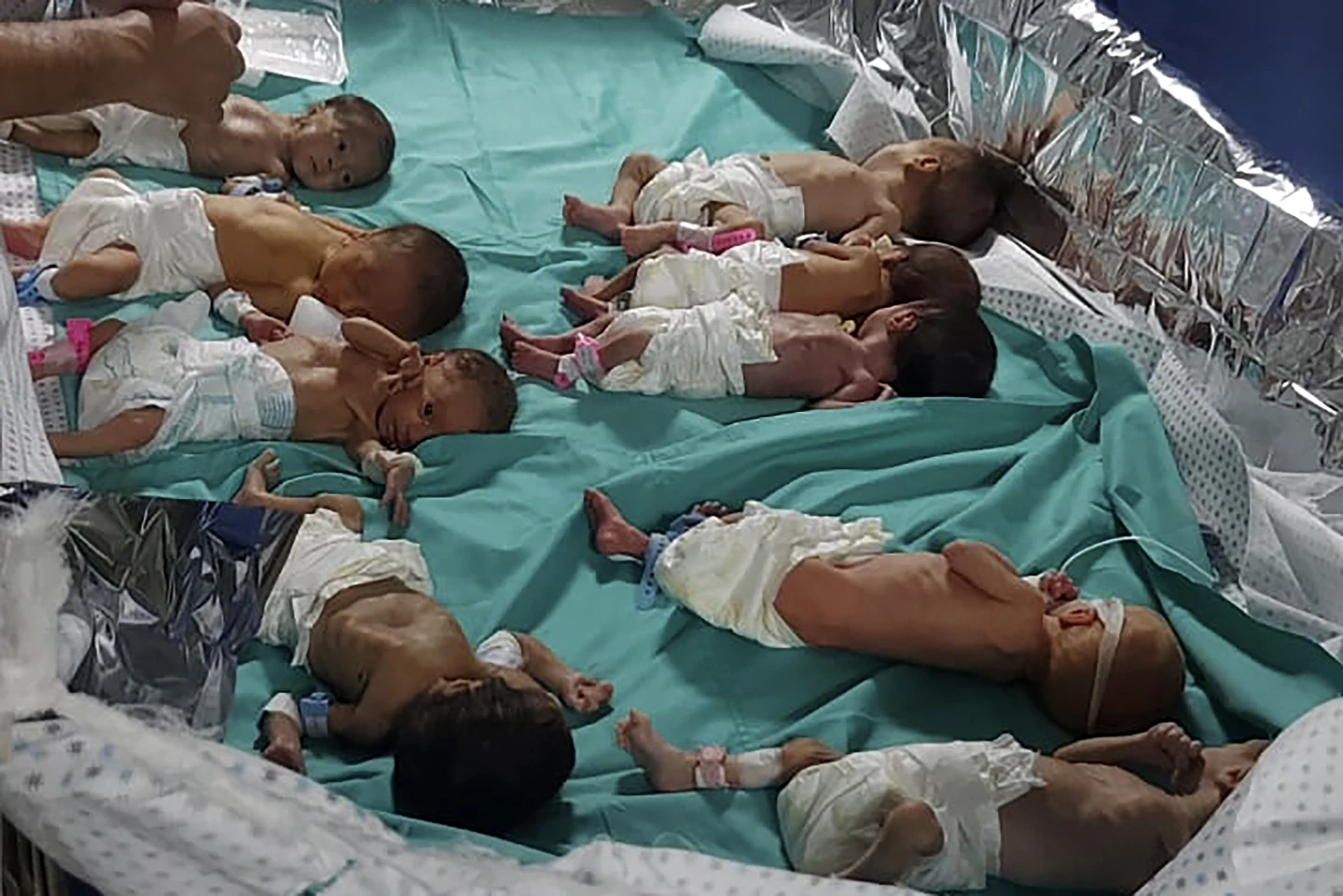 Foshnjat dhe pacientët tashmë janë të vdekur, thotë mjeku i spitalit Al-Shifa në Gaza