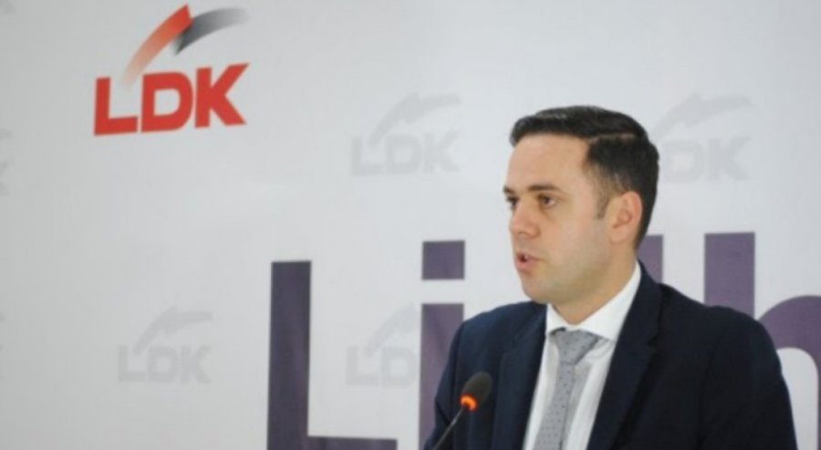 '333 vota unanime'/ Lumir Abdixhiku zgjidhet kryetari i LDK-së 