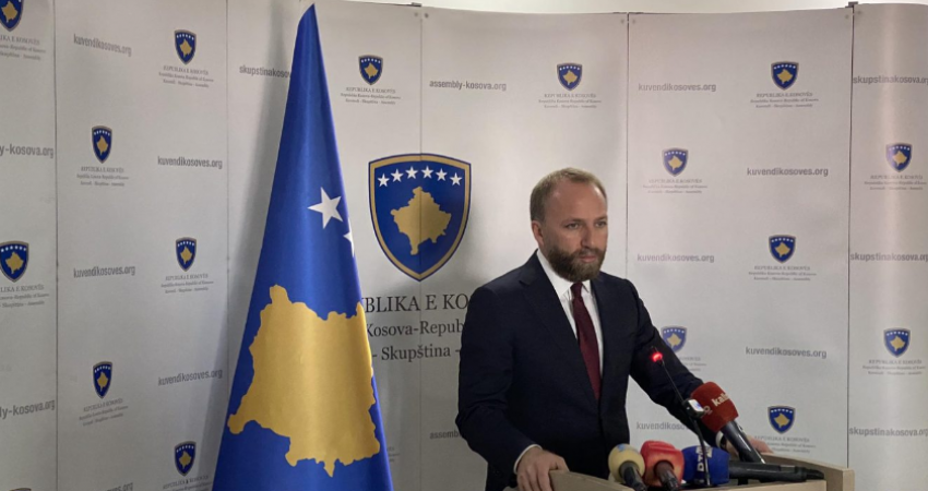 Abelard Tahiri mban konferencë për media nesër, s’dihet arsyeja