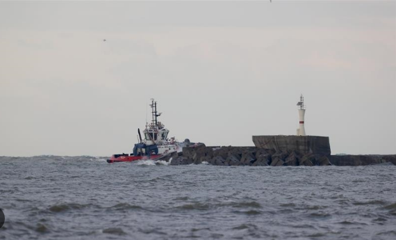 Stuhia, transportuesja fundoset në brigjet e Detit të Zi, 1 i vdekur e 11 të humbur nga ekuipazhi