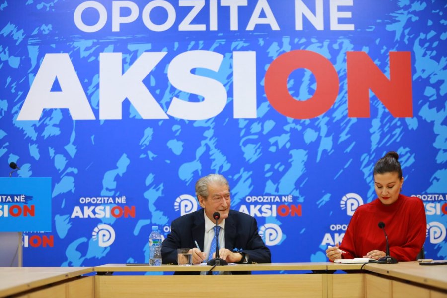 Berisha: Nuk ka nevojë për asnjë negociatë, zbatimi i Kushtetutës është normalizimi i jetës parlamentare