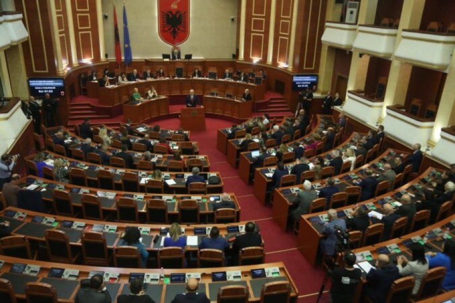 Marrëveshja për emigrantët Shqipëri-Itali kalon në Kuvend për shqyrtim