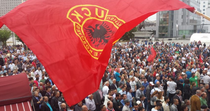 “Bashkohuni, shqiptarë”, OVL UÇK-ja me një video fton qytetarët në protestën e 17 tetorit në Tiranë