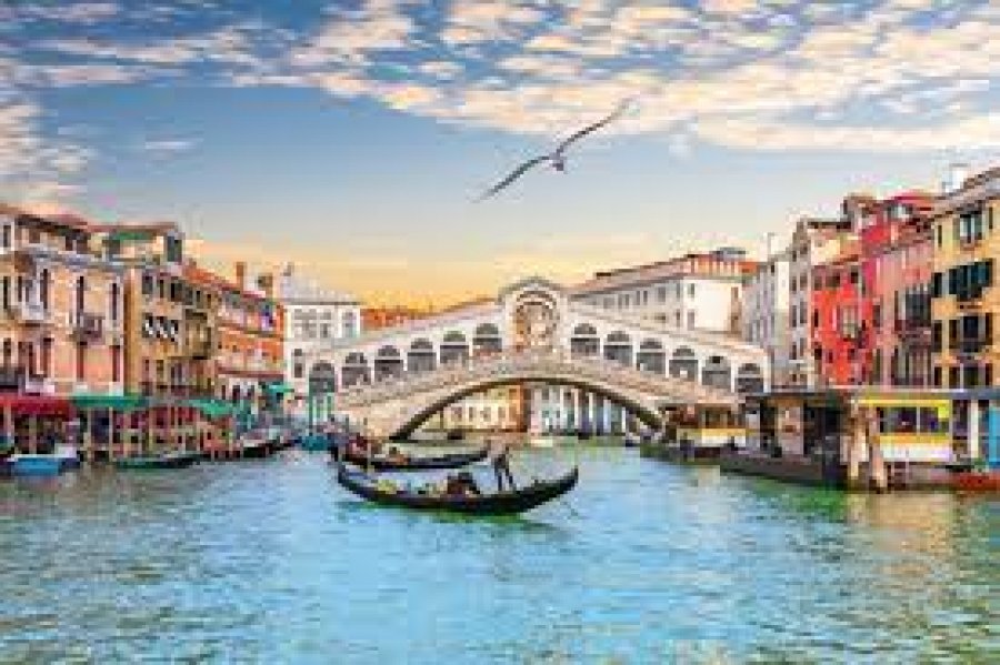 Prej 25 prillit 2024, Venecia vizitohet vetëm me para