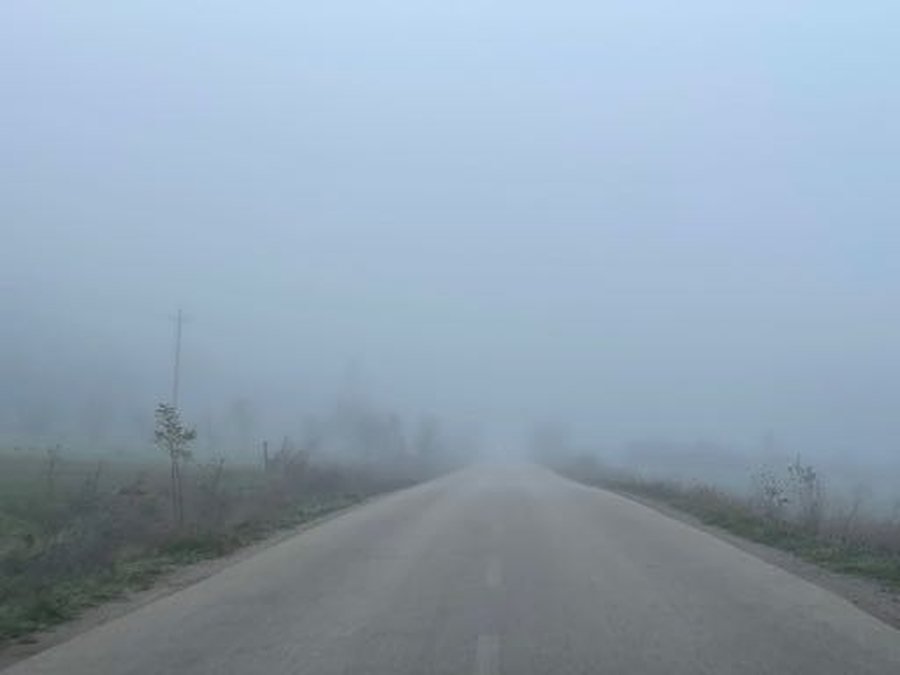 Mjegull në aksin Korçë-Pogradec, probleme me qarkullimin
