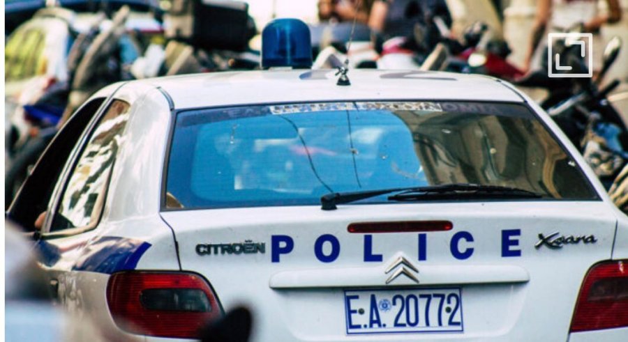 Parandalohet atentati në Athinë, zbulohet automjeti me armë