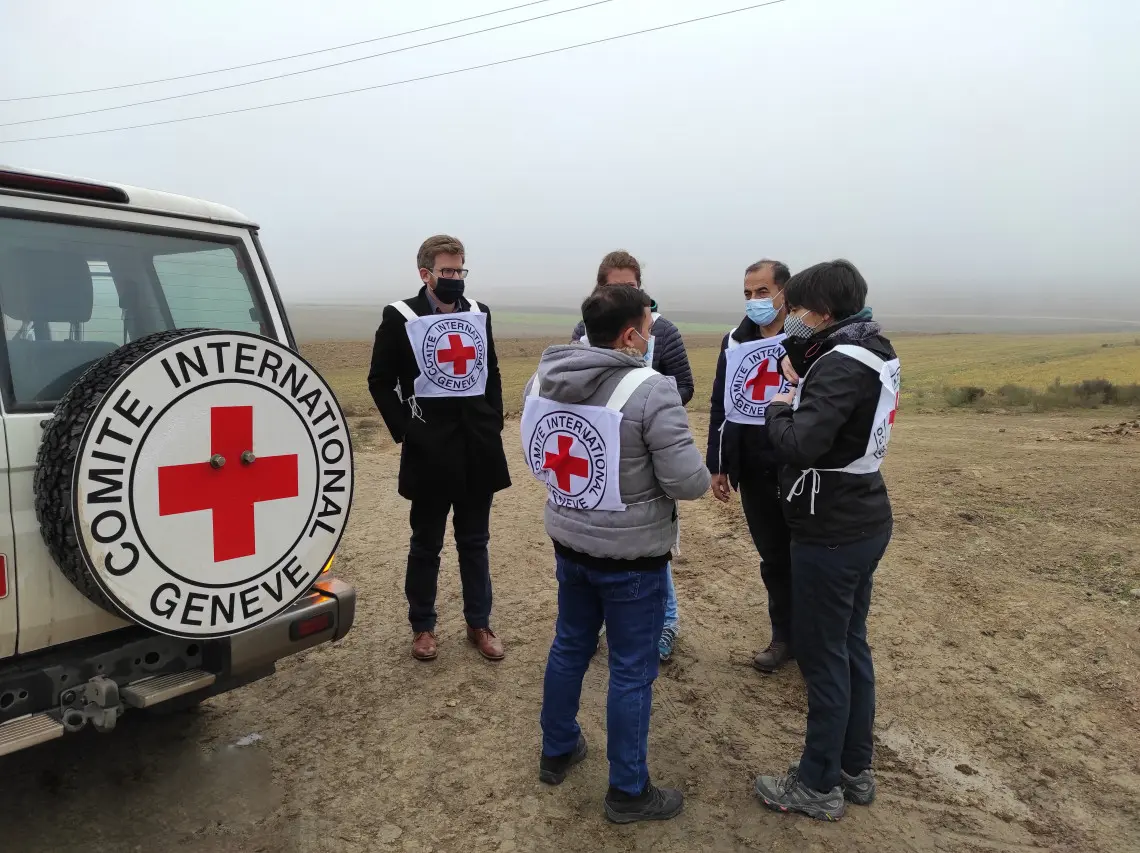 Dorëzimi i pengjeve i besohet Kryqit të Kuq Ndërkombëtar, si do të realizohet shkëmbimi