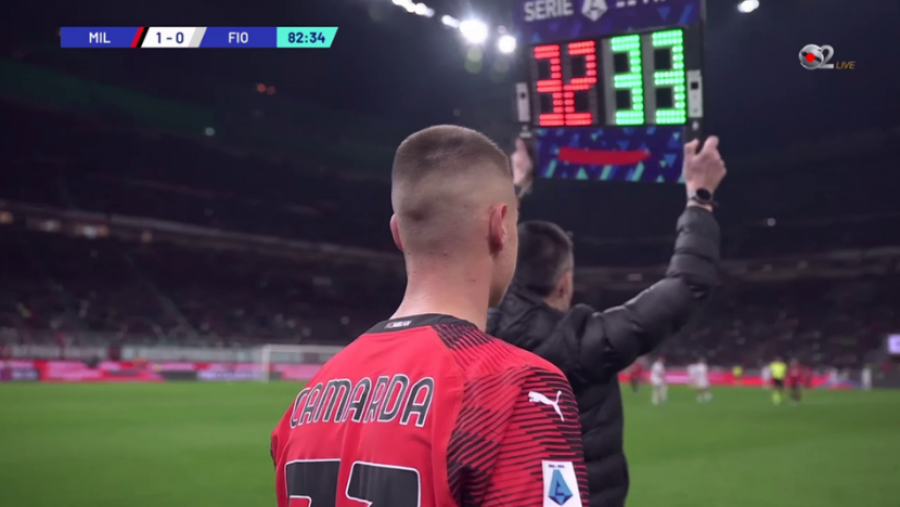 VIDEO/ Moment historik i debutimit të 15-vjeçarit, talenti i Milanit thyen të gjitha rekordet në Serinë A