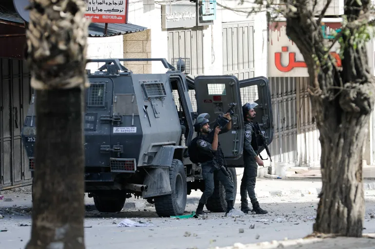 Gjashtë palestinezë të vrarë, forcat izraelite kryejnë sulme në Bregun Perëndimor