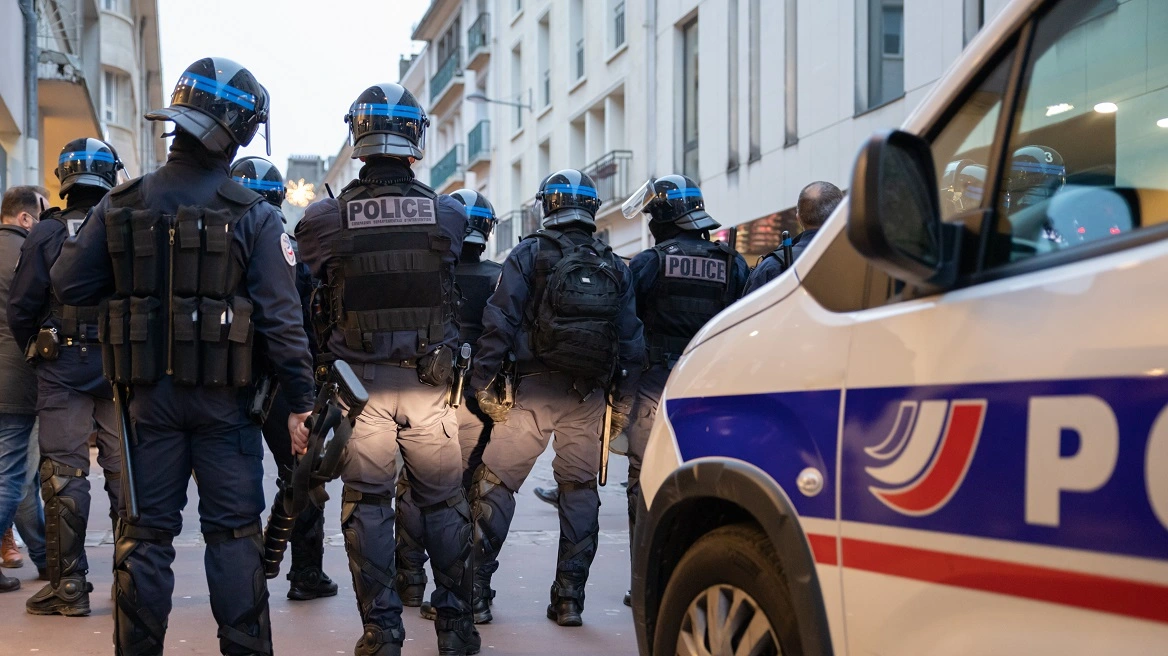 E rëndë në Francë/ Babai vret 3 vajzat e mitura dhe dorëzohet në polici