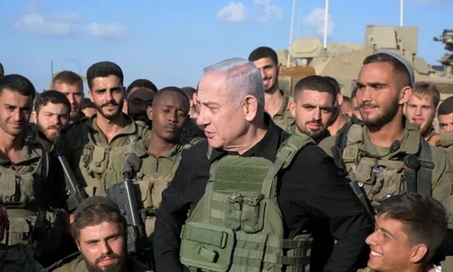 Netanyahu me ushtarët në Rripin e Gazës: Të vendosur deri në fitore...