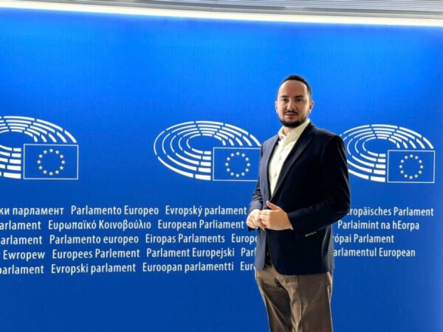 111 vjetori i Pavarësisë, urimi i Ervin Salianjit nga Parlamenti Europian: ‘Shqipëria më vehte, e lirë, e mosvarme’