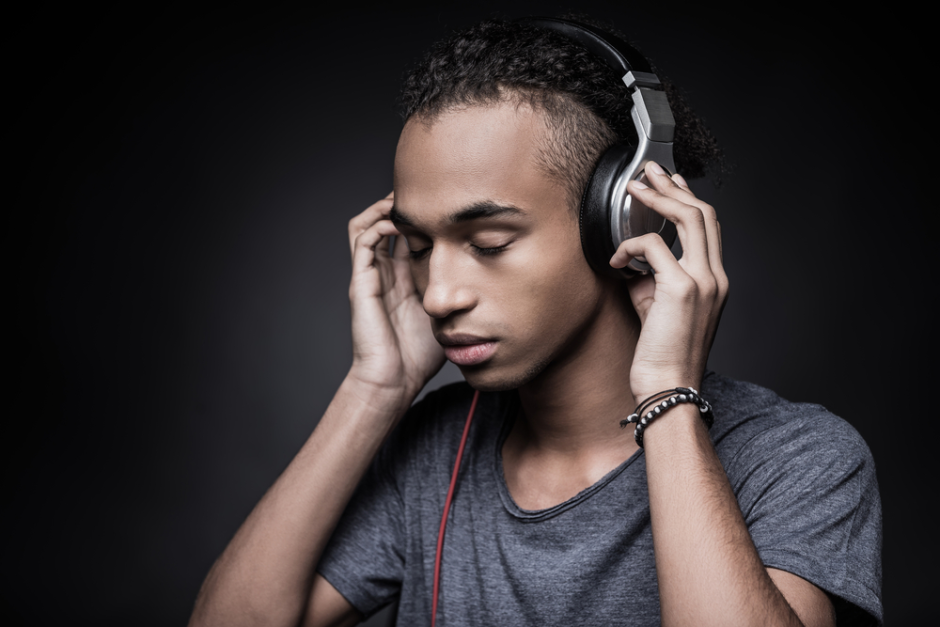 Muzika mund të zvogëlojë dhimbjen