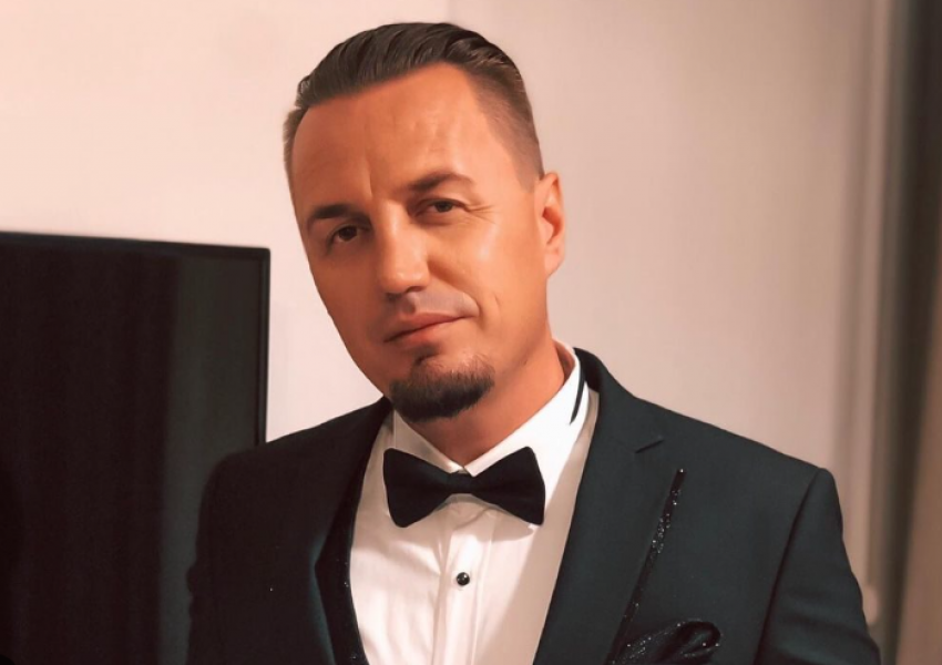 Përsëri dhe përsëri... Blero ndahet nga e dashura