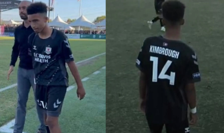 VIDEO/ Rekord i ri, debuton si futbollist në moshën 13-vjeçare