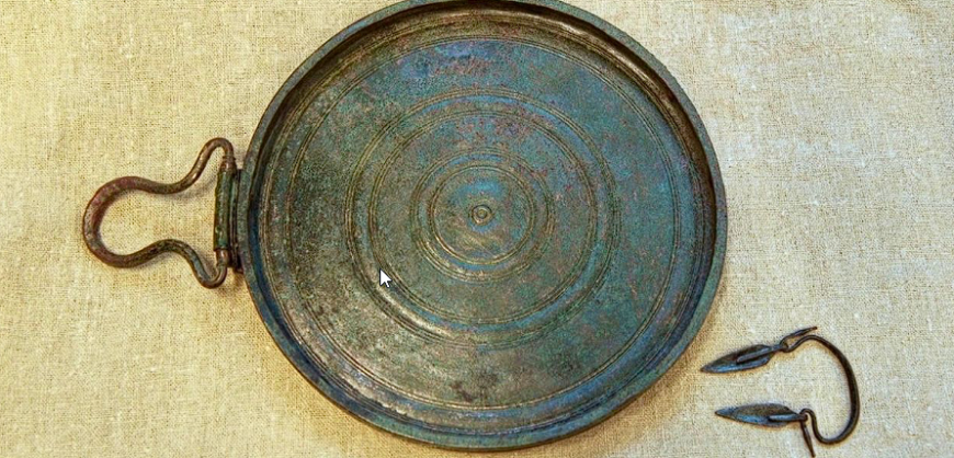 Daton 2 300 vite më parë, zbulohet në Izrael një pasqyrë greke bronzi