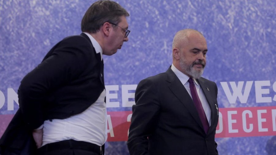 Vuçiç u dërgon ambasadorëve të tij në Perëndim të njëjtën qarkore që i ka dërguar Ramës: Kërkoni që KFOR-i të marrë kontrollin e veriut