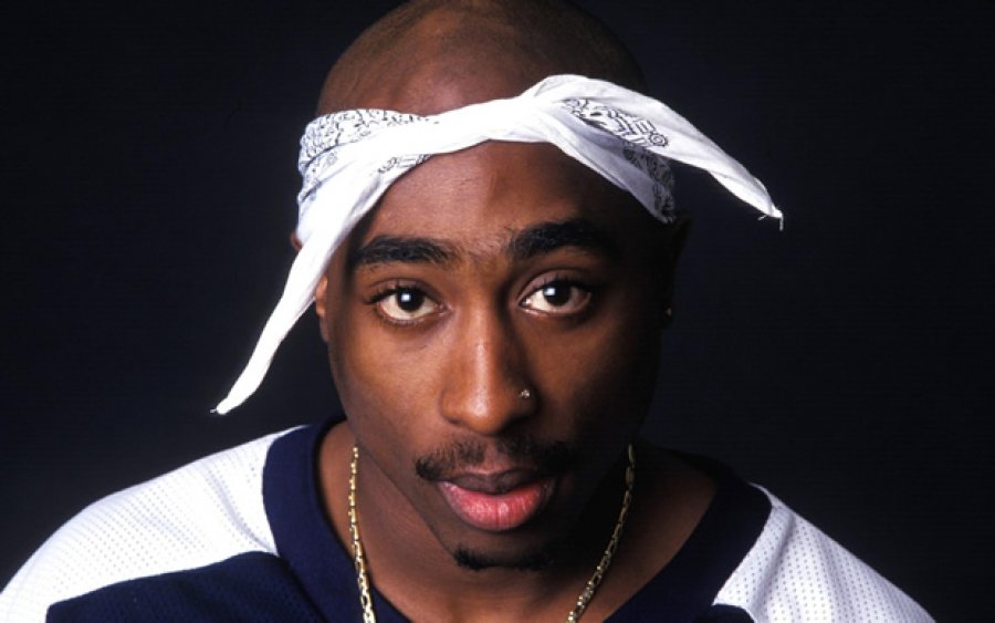 Vrasja e Tupac/ Del FOTO e autorit, si u paraqit para togave të zeza?