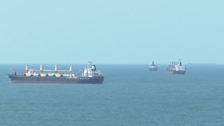 Rusia mund të përdorë mina detare për të sulmuar anijet civile në Detin e Zi