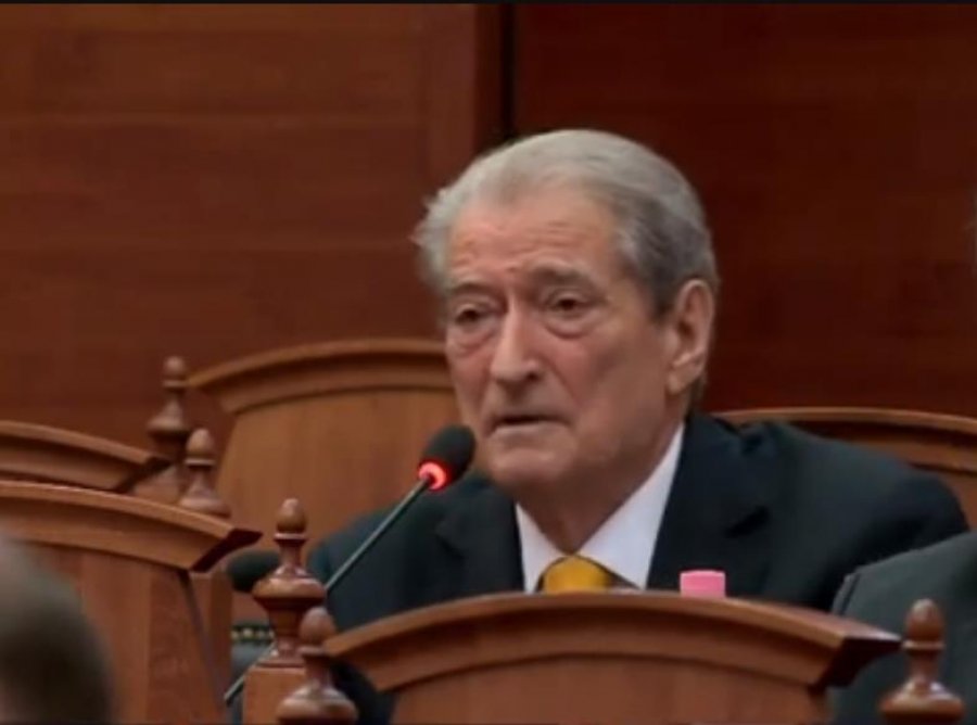 Berisha në parlament: Nuk jemi këtu që të dëgjojmë llogjet e ministreve, bëhuni seriozë