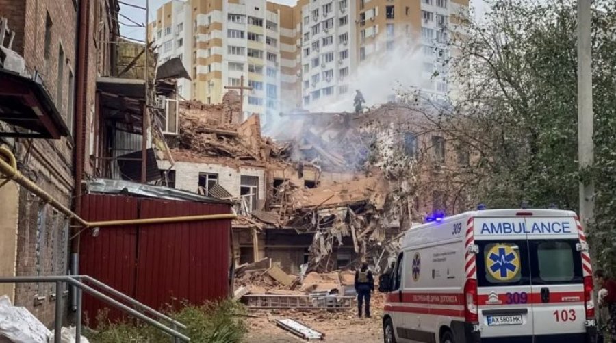 Ukrainë, OKB nis hetimet për sulmin që shkaktoi vdekjen e dhjetëra civilëve