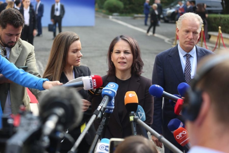 Ministrja e Jashtme gjermane nga Tirana: Tensionet Kosovë-Serbi rrezikojnë procesin e Berlinit