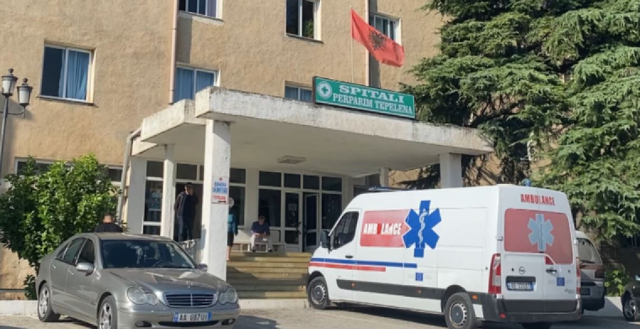 Shitën ilaçet e spitalit në një farmaci, procedohen penalisht dy punonjëse në Tepelenë