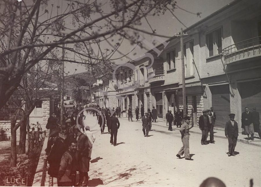 Më 9 tetor 1944, çlirimi i qytetit të Sarandës