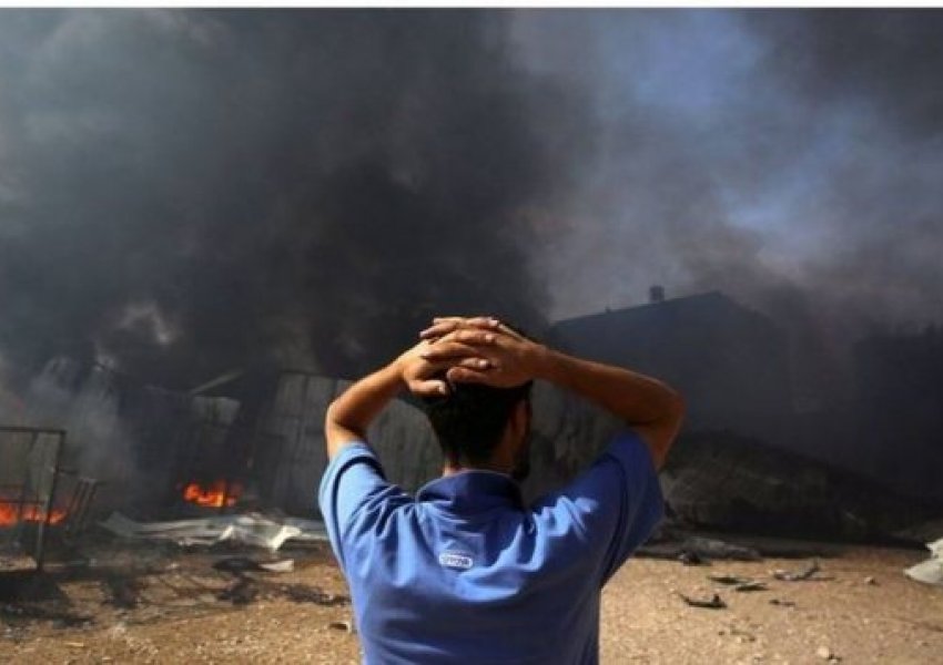 OKB: Sulmet ajrore izraelite zhvendosën 200 mijë palestinezë në Gaza