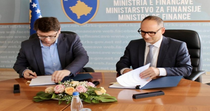Kosova nënshkruan marrëveshje 9 milionë euro për ujërat