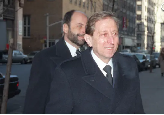 Vdes pinjolli i i familjes mafioze të New York, Tomas Gambino