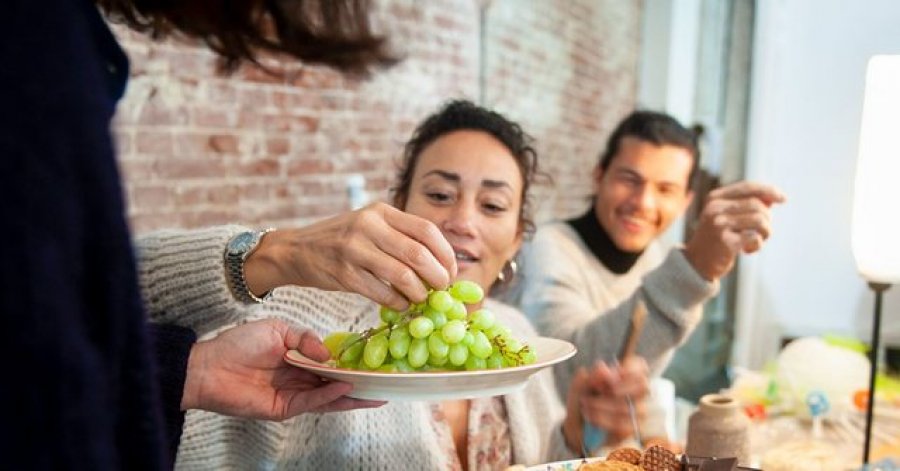 Ngrënia e rrushit një herë në ditë mund të përmirësojë ndjeshëm shikimin tuaj