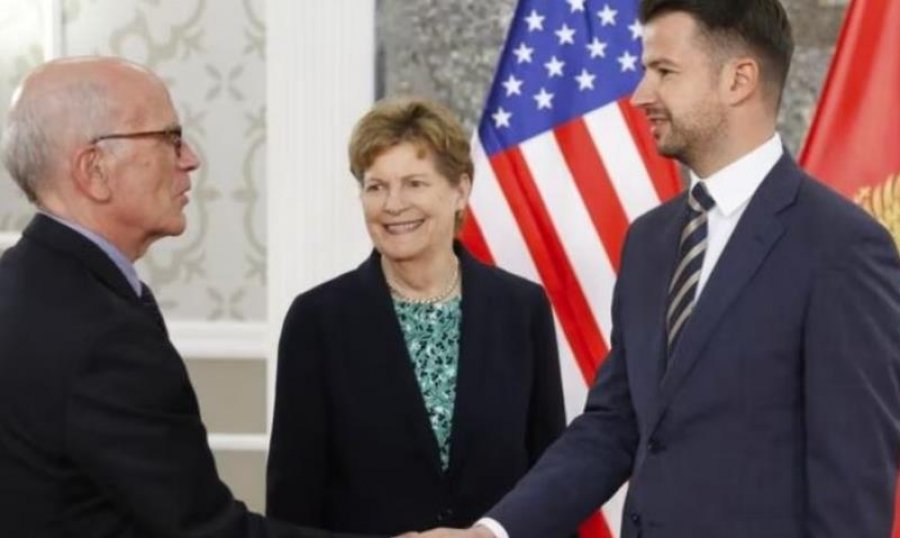 Senatorët amerikanë: Mbështesim një qeveri euroatlantike në Malin e Zi