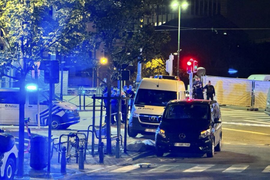 Terroristi vret dy persona me automatik në Bruksel,: ‘Jam anëtar i Shtetit Islamik, u hakmora ndaj myslimanëve’