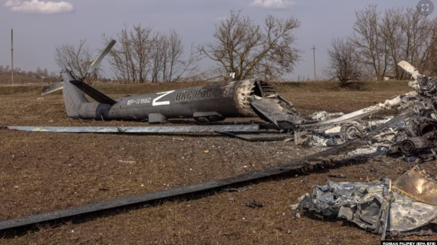 Ukraina thotë se ka sulmuar me sukses bazat ajrore ruse në Luhansk dhe Zaporizhja