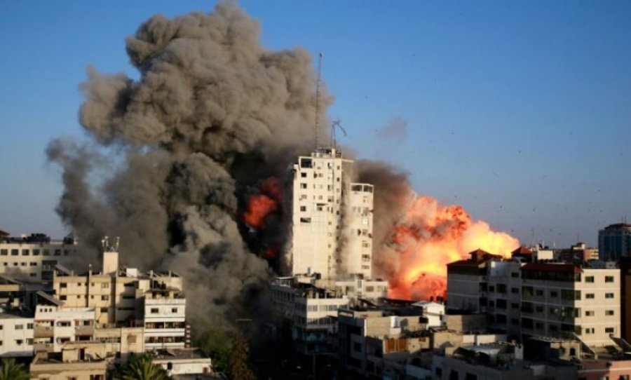 Izraeli vijon sulmet ajrore ndaj objektivave të Hamasit që ndodhen në Gaza