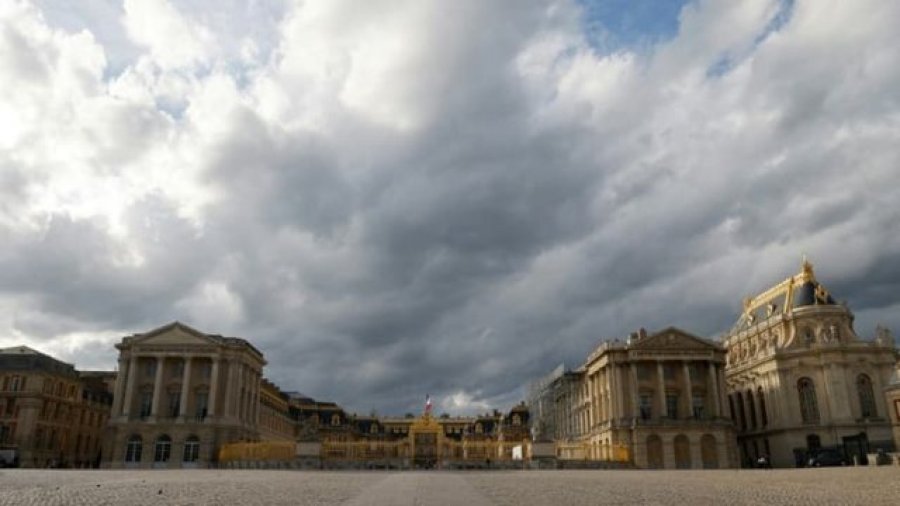 Çfarë po ndodh në Francë? Pallati i Versajës evakuohet sërish pas kërcënimit të ri për bombë