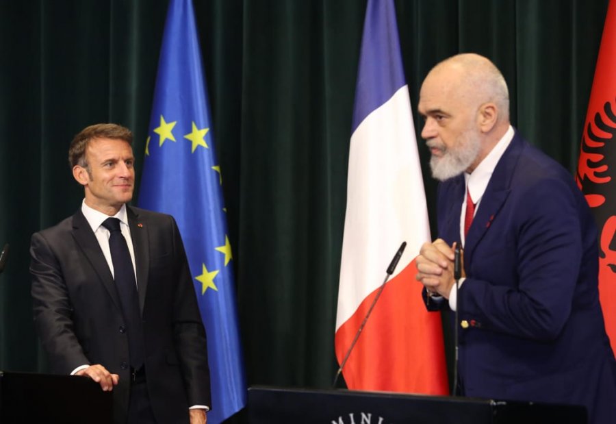 ‘Gëzimi i të ligut është ligësia e tij’/ Berisha: Kurti i mori Ramës Samitin, por edhe vizitën e Macron