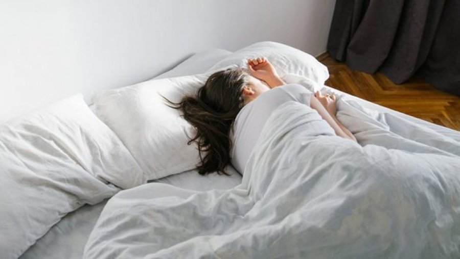 Si ndikon mungesa e kaliumit tek cilësia e gjumit