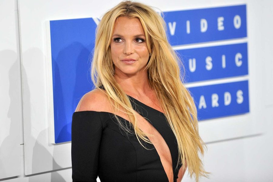 Vlera neto e Britney Spears: Sa pritet të fitojë nga libri 'The Woman in Me'?