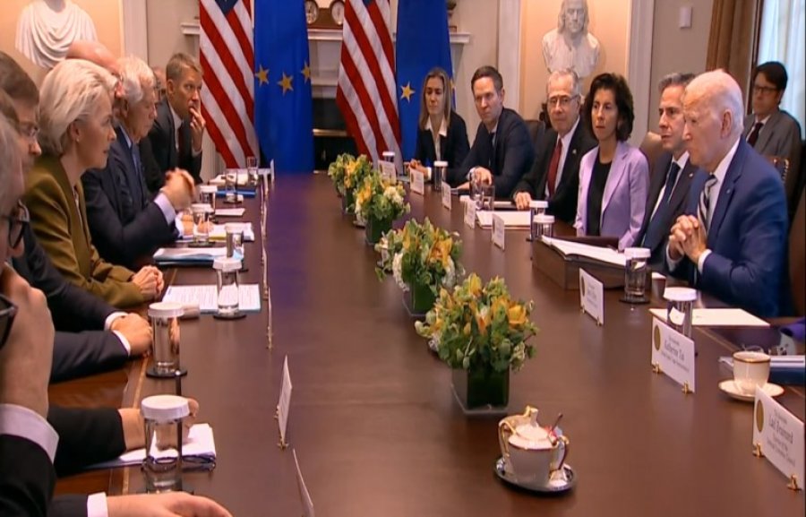 SHBA - BE: Kosova e Serbia të ulin urgjent tensionet, të zbatojnë kushte marrëveshjen e normalizimit
