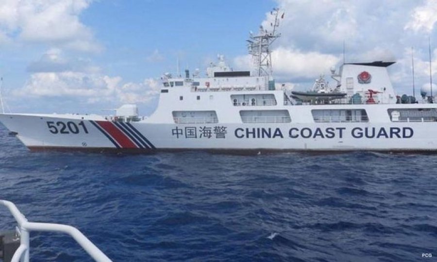 Përplasjet Kinë-Filipine, shkëmbejnë akuza për përplasjen e anijeve