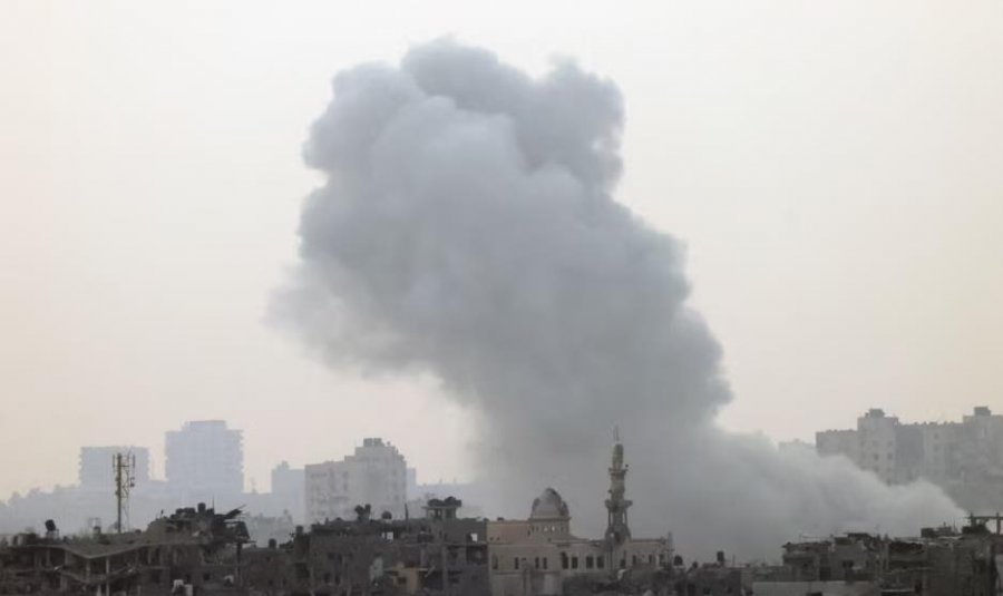 Përpara ofensivës tokësore/ Izraeli përshkallëzon bombardimet ndaj Rripit të Gazës