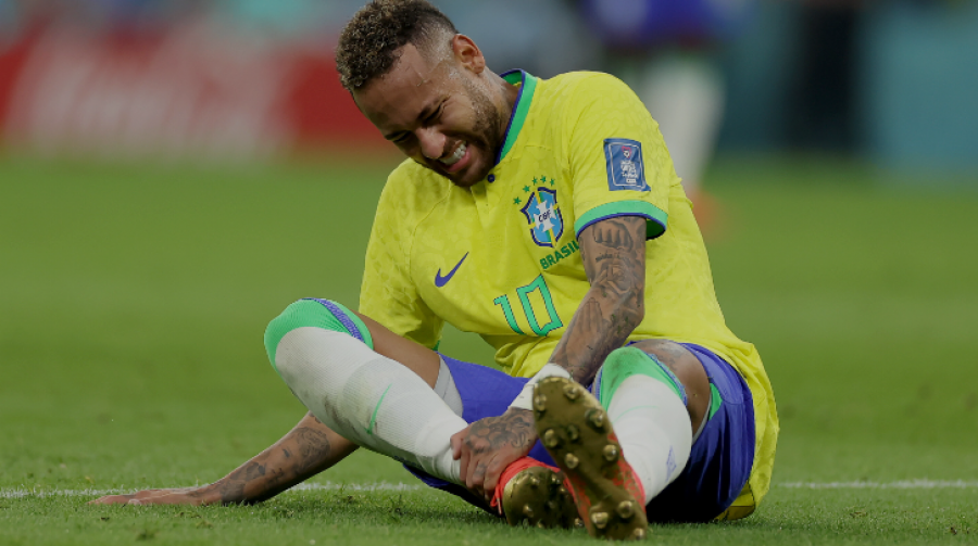 Dëmtimi i rëndë në gju, Al-Hilal pezullon kontratën e Neymar 