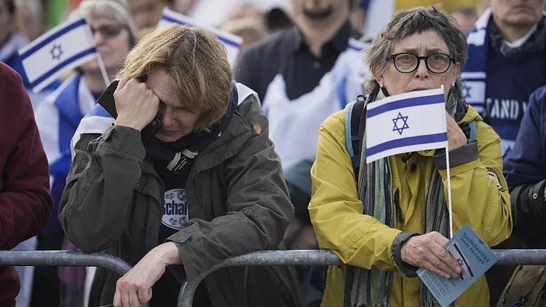 Antisemitizmi në Evropë po kap nivele të papara në dekada, thotë Rabini i lartë