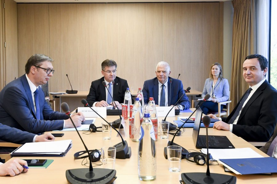 Vuçiç: Kurti nuk zbaton marrëveshjet, Serbia e vendosur të mos e njohë Kosovën