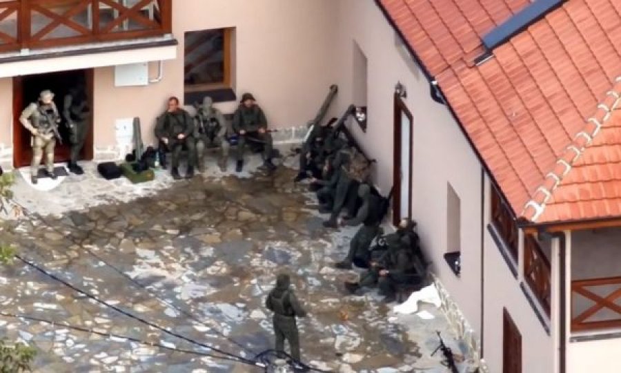 Zbulohen dy terroristëve të tjerë që realizuan sulmin në Banjskë/ Kontratat që nënshkruajtën me komunën e Leposaviçit